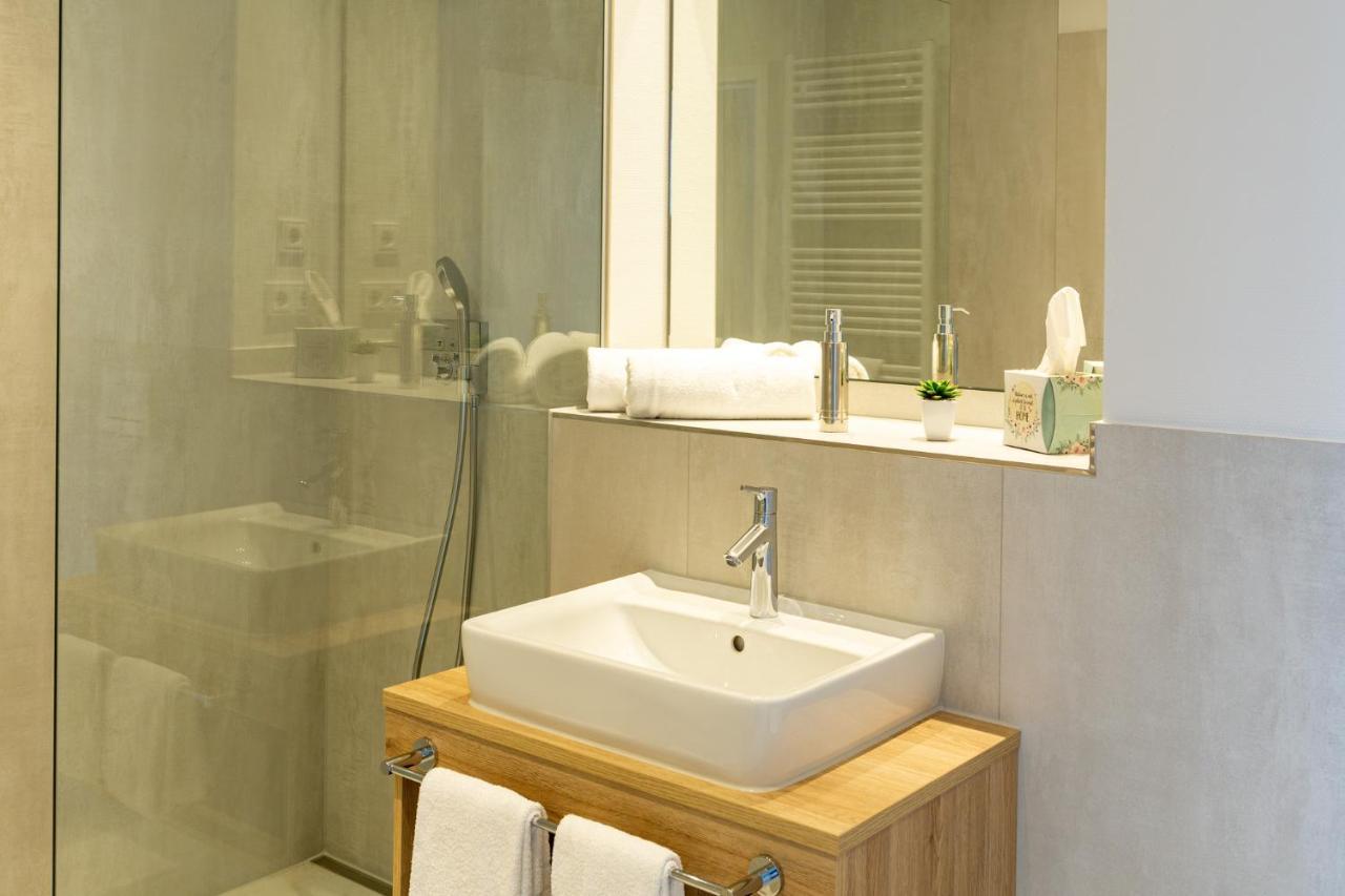 Aparthotel Am Pfaffenstein Klein-Winternheim Dış mekan fotoğraf
