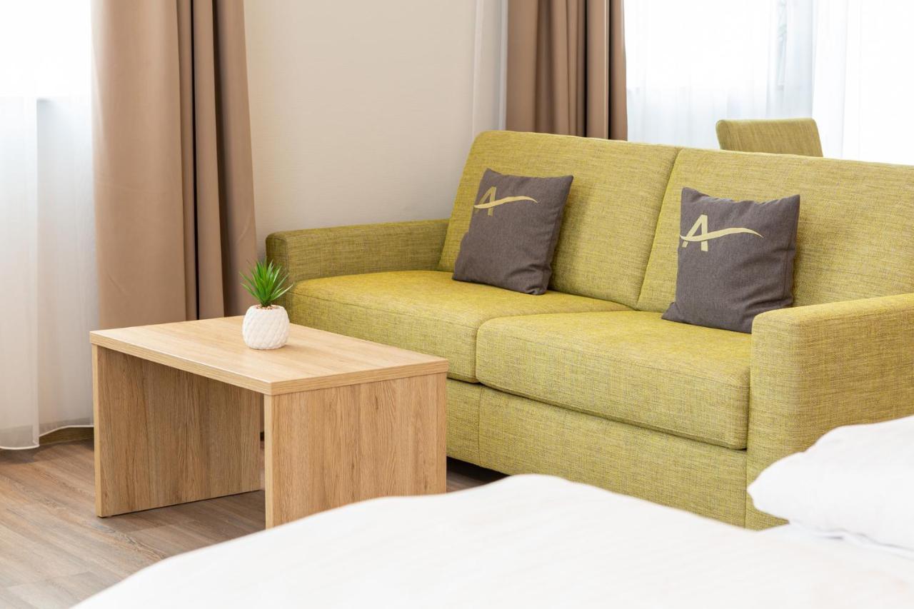 Aparthotel Am Pfaffenstein Klein-Winternheim Dış mekan fotoğraf